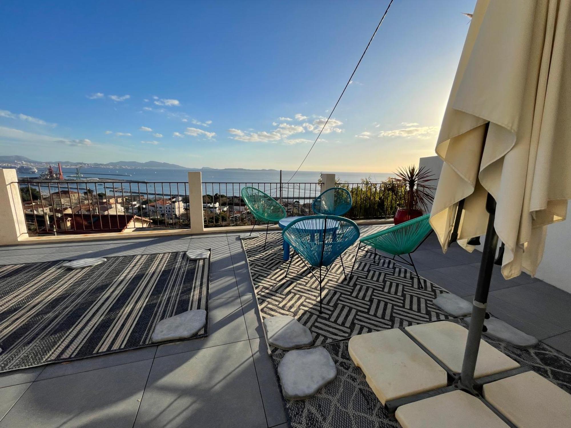 Superbe Terrasse Avec Vue Panoramique Sur La Mer Μασσαλία Εξωτερικό φωτογραφία