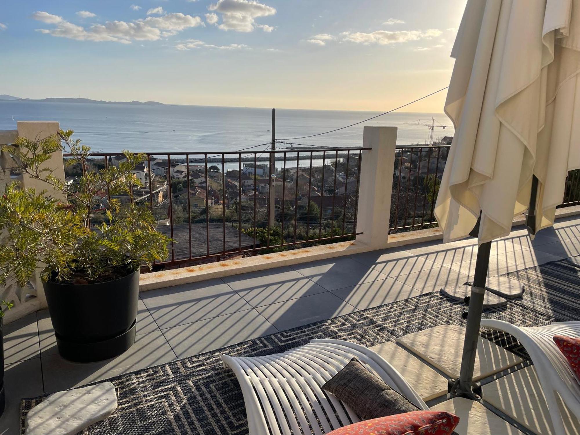 Superbe Terrasse Avec Vue Panoramique Sur La Mer Μασσαλία Εξωτερικό φωτογραφία